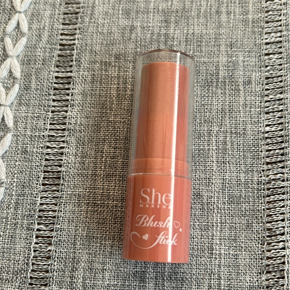 She blush stick